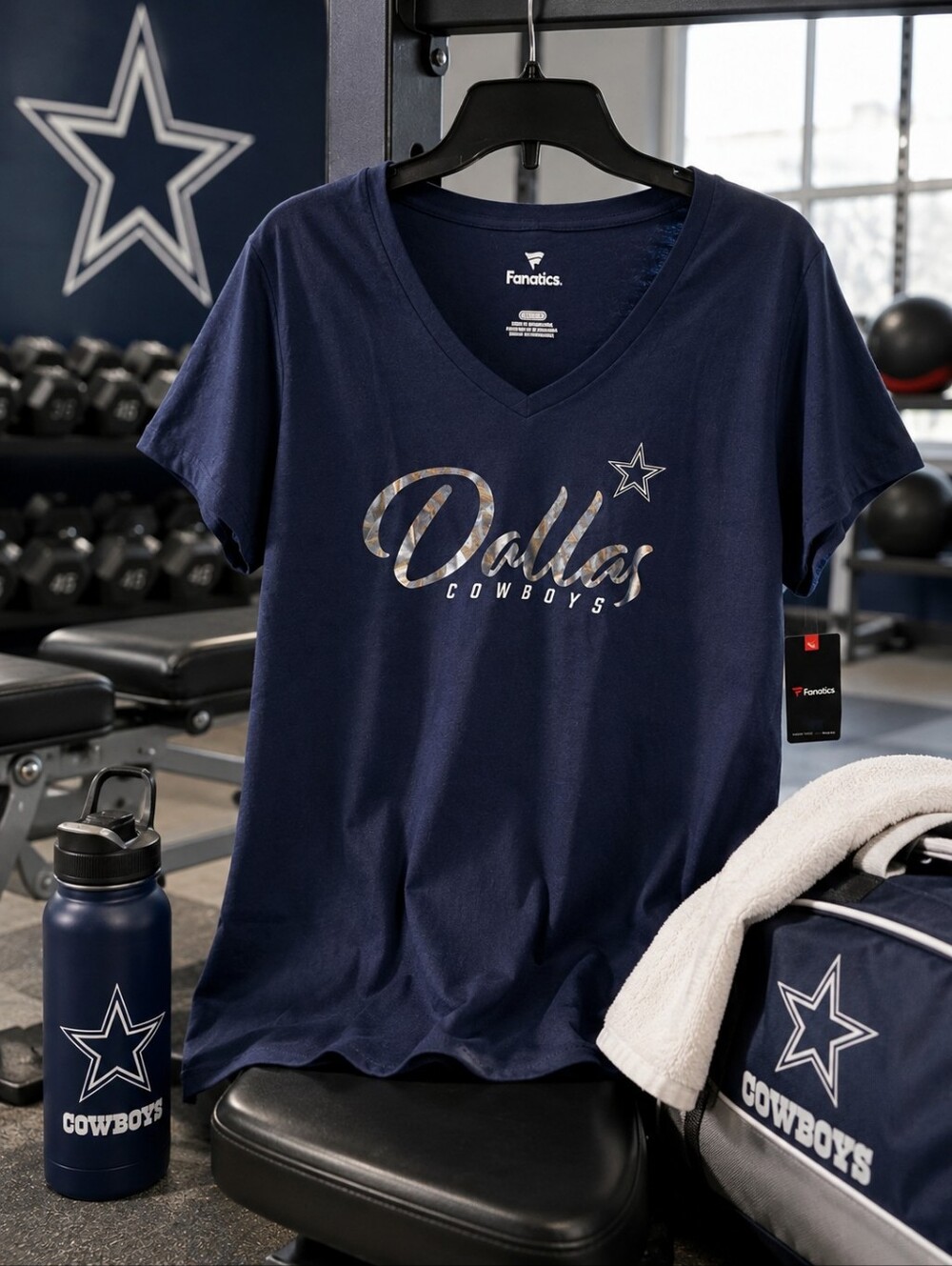 Dallas Cowboys Fanatics Metallic Logo V-Neck T-Shirt Navy XL NWT